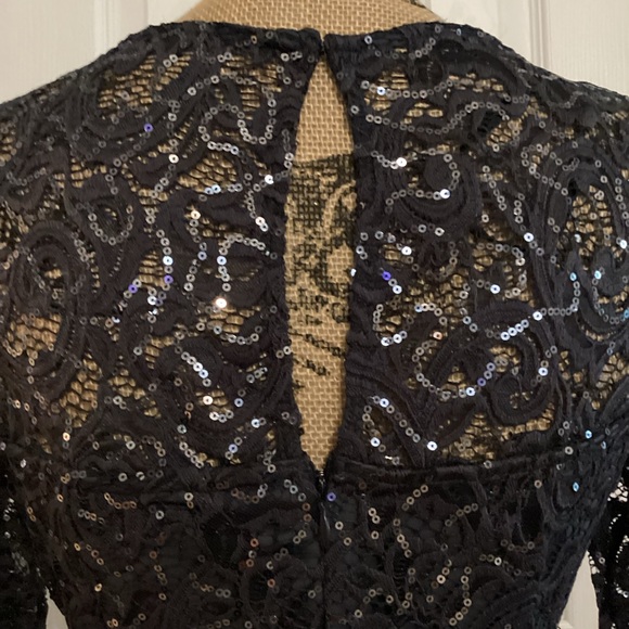 Illusion Neck Sequin Lace Dress - Picture 6 of 7